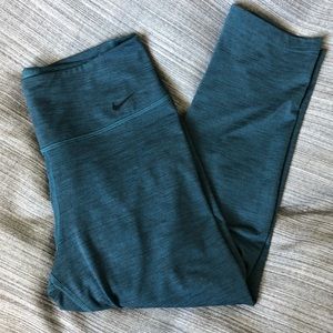 NIKE Dryfit capris new